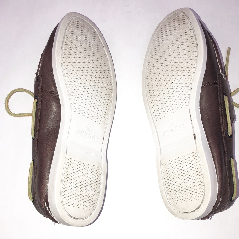 Sperry - Picture 4 of 5